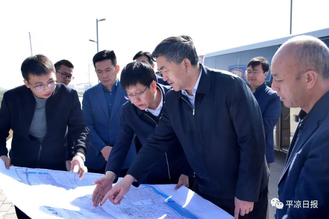 市委書記郭承錄調研智能終端光電產(chǎn)業(yè)園建設情況(圖2)