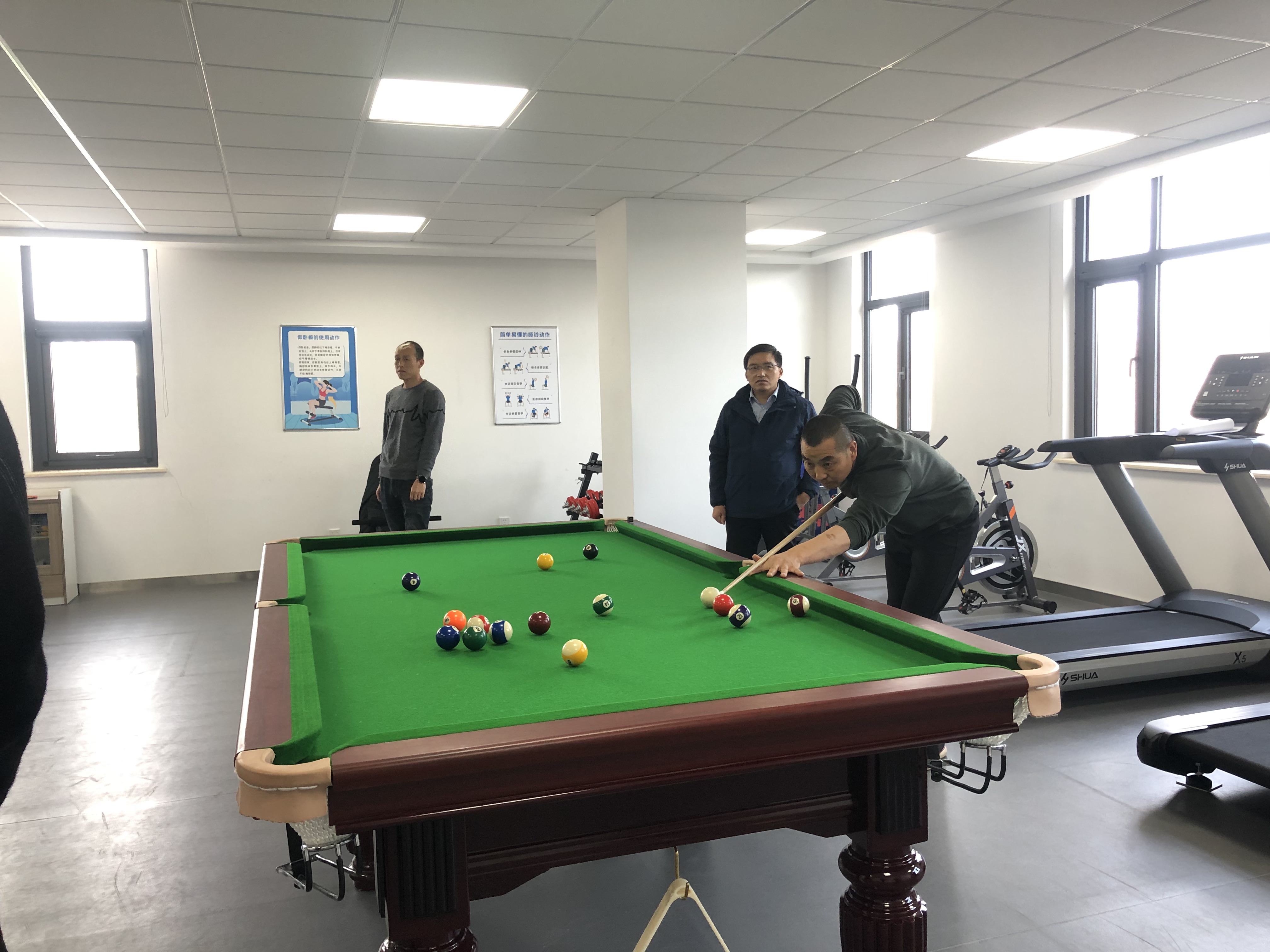 泓源公司舉辦“慶元旦、迎新春”職工乒乓球臺(tái)球比賽(圖7)